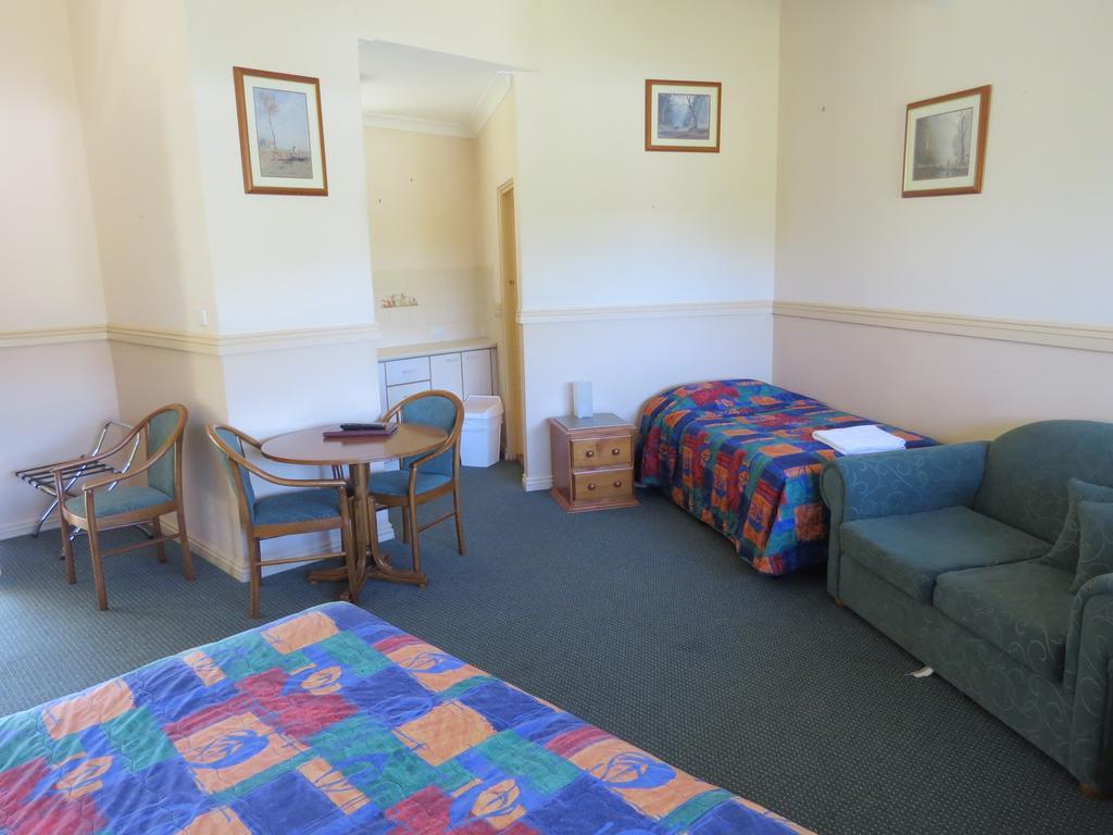 Golfview Lodge Bowral Habitación foto
